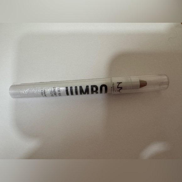 NYX jumbo eye pencil in shade Iced Latte​ - Picture 1 of 4